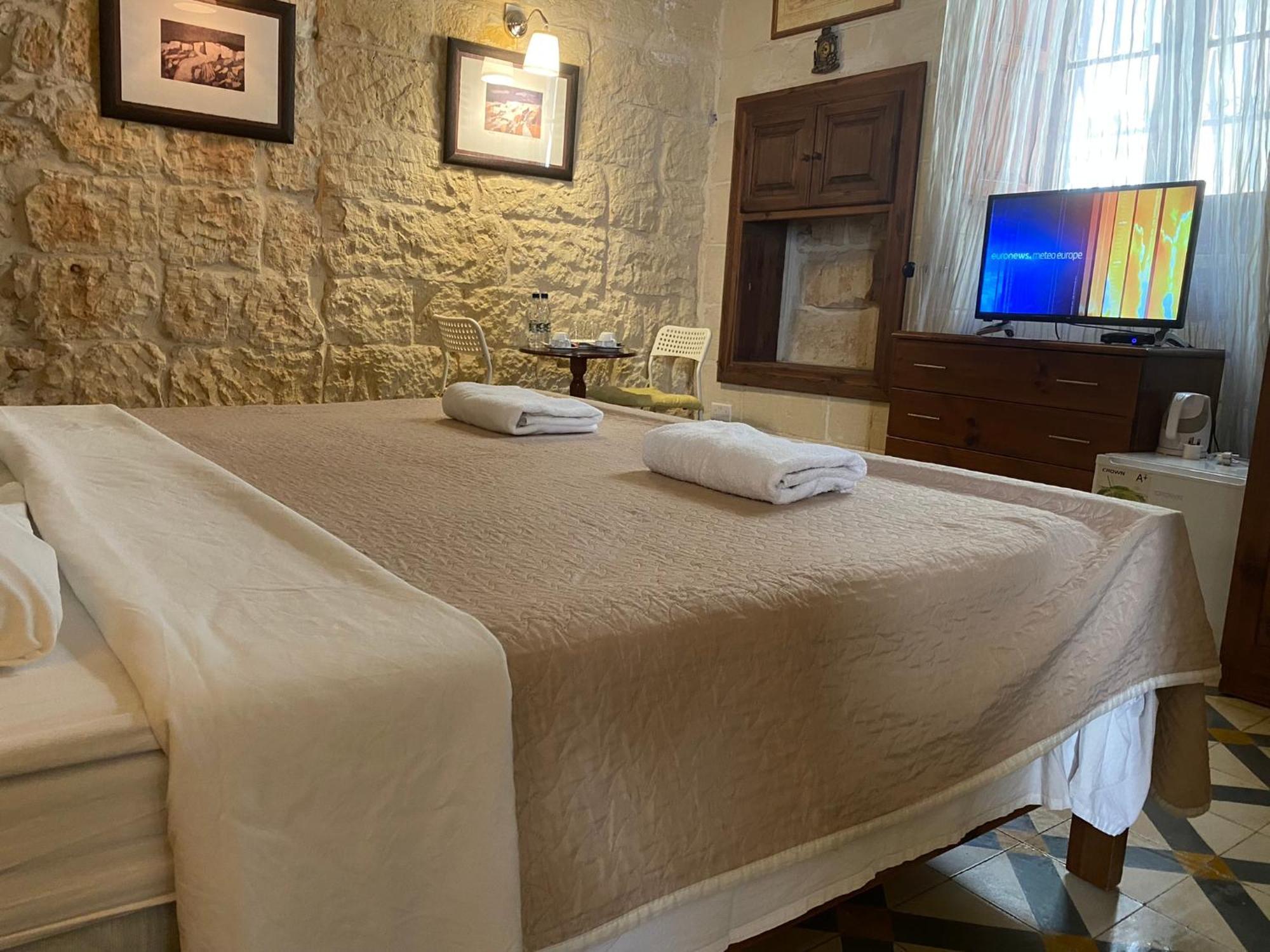 Xemx Hotel Qala Ngoại thất bức ảnh