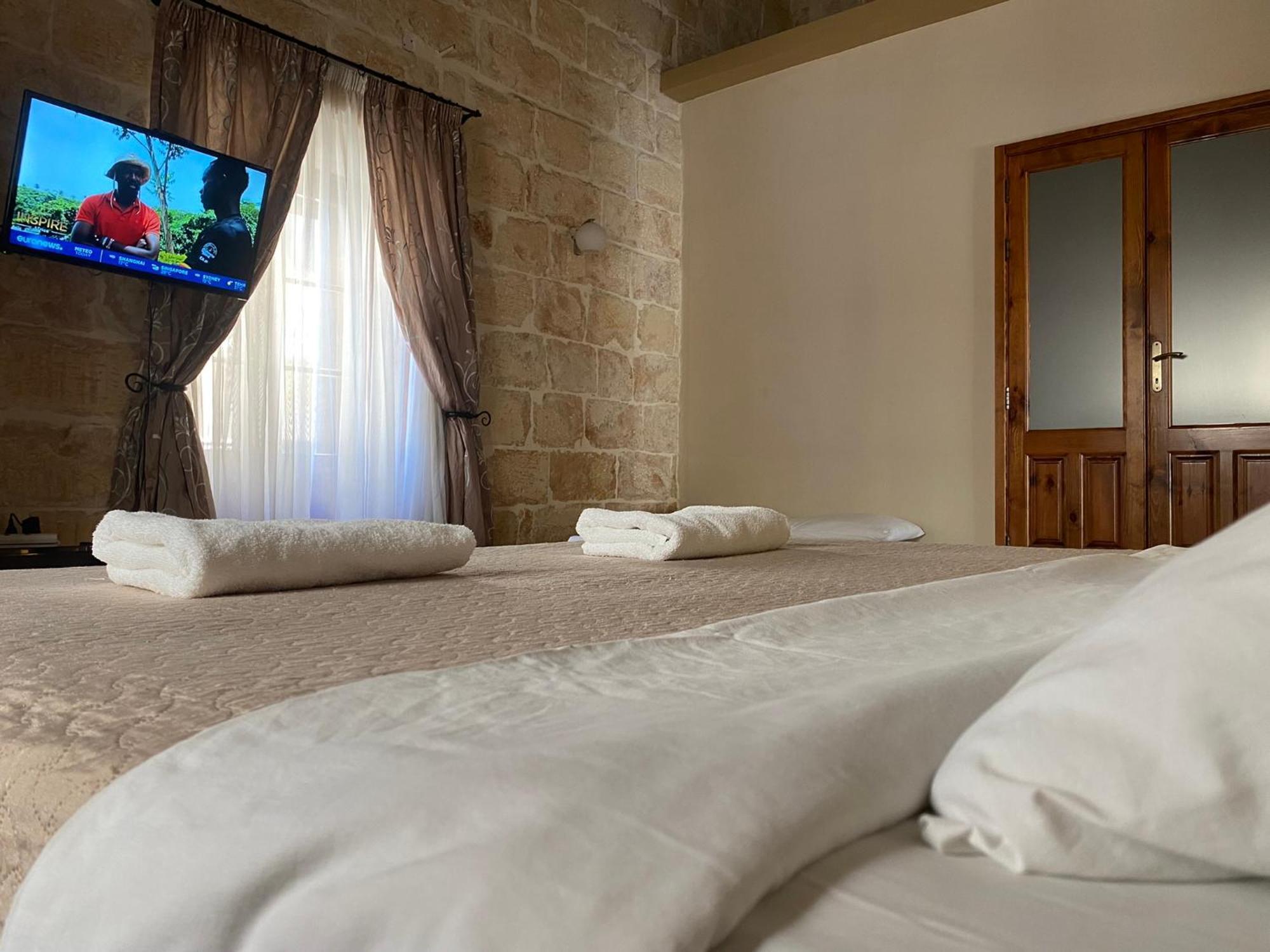 Xemx Hotel Qala Ngoại thất bức ảnh
