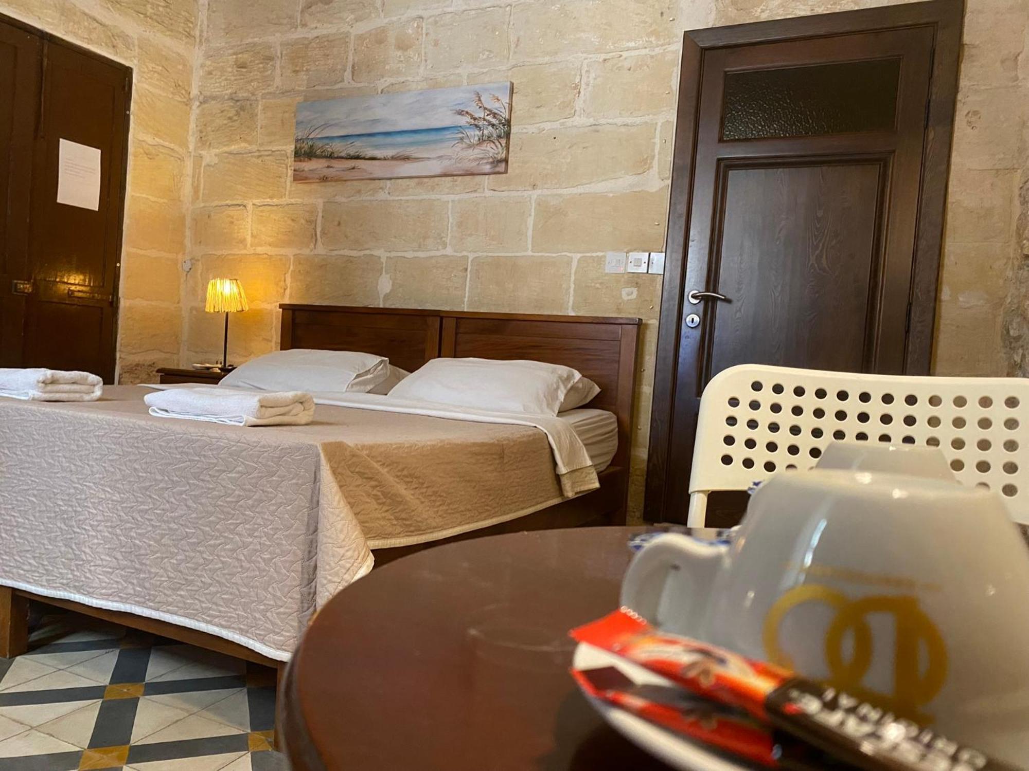 Xemx Hotel Qala Ngoại thất bức ảnh