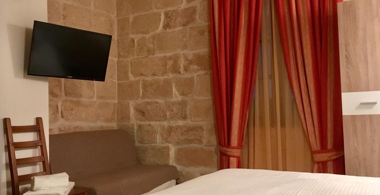 Xemx Hotel Qala Ngoại thất bức ảnh
