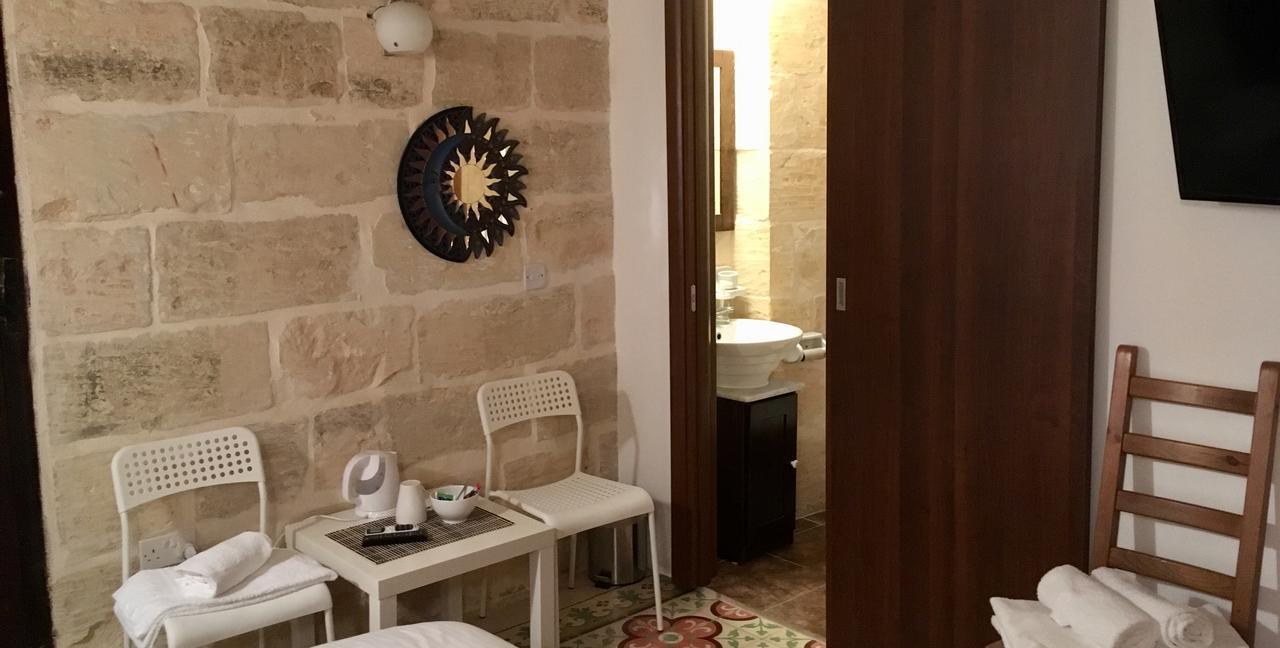 Xemx Hotel Qala Ngoại thất bức ảnh