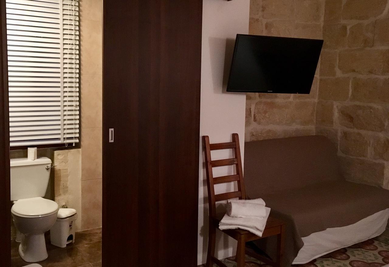 Xemx Hotel Qala Ngoại thất bức ảnh